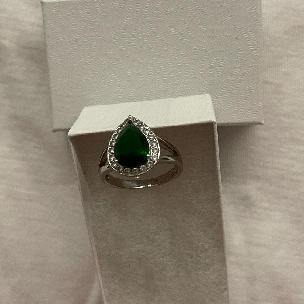 Water drop Trendy Green Cubic Zirconia  Color Ring